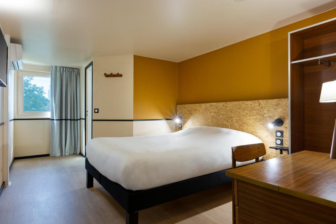 Greet Hotel Villeneuve La Garenne - Renove Buitenkant foto