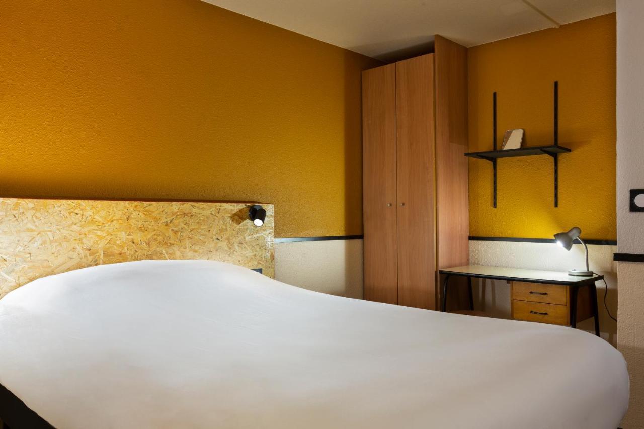 Greet Hotel Villeneuve La Garenne - Renove Buitenkant foto