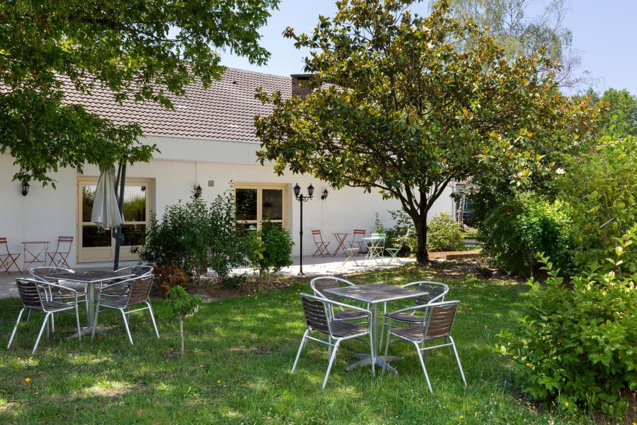 Greet Hotel Villeneuve La Garenne - Renove Buitenkant foto